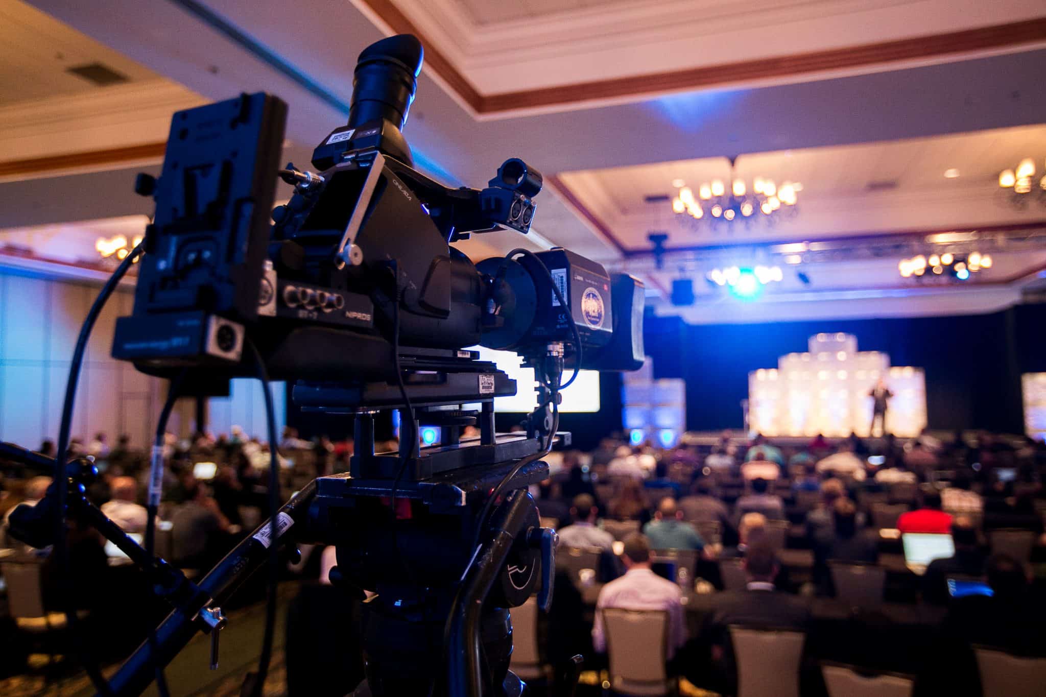 What-Are-The-Benefits-of-Live-Streaming-Events-scaled-1